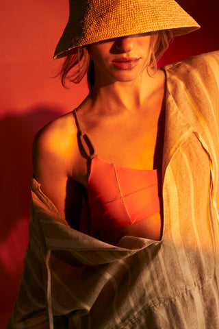 Sporty bikini top