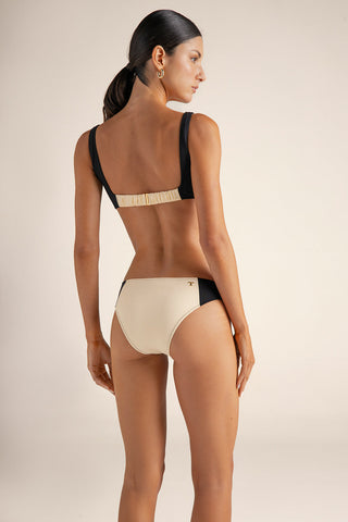 Touché Internacional, Balneaire, Sporty bikini top, Women's beachwear, Summer, Beach