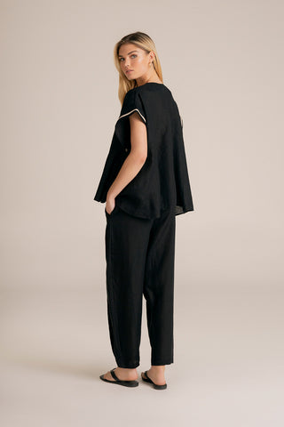 Short-sleeve shirt