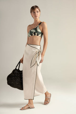 Touché Internacional, Pareo, Balneaire, Fashionable beachwear