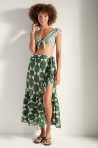 Ruffled beach wrap / skirt